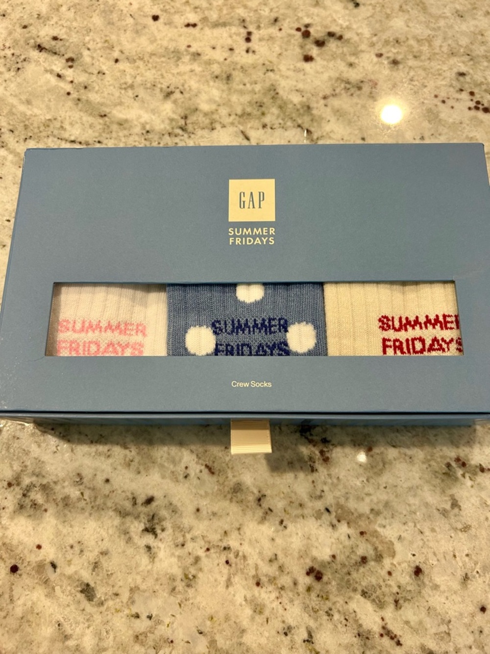 GAP Summer Fridays Three-Pack Crew Socks - Blue, White, Cream